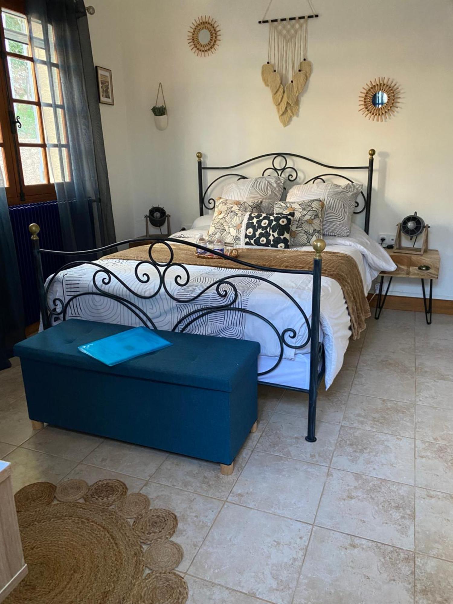 Chambres D'Hotes De Charme La Joseline Flayosc ภายนอก รูปภาพ