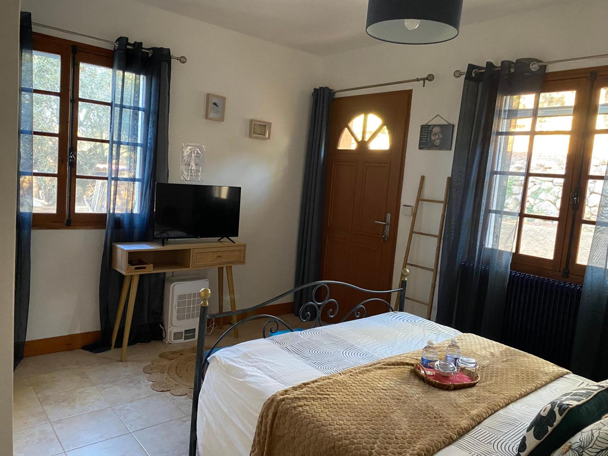 Chambres D'Hotes De Charme La Joseline Flayosc ภายนอก รูปภาพ